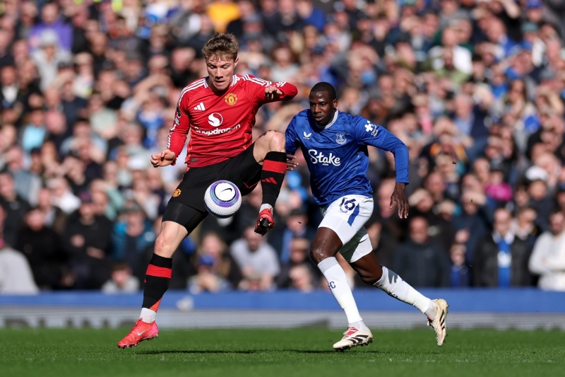 Amorim chịu trách nhiệm khi Man Utd thua trắng trước Everton